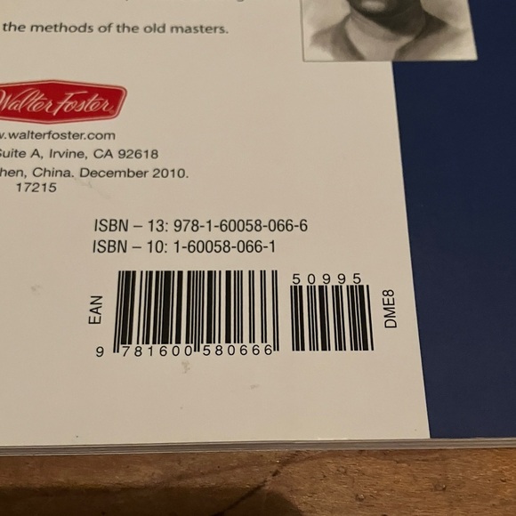 Lifelike Heads Drawing Guide - Blue and White - Picture 3 of 15